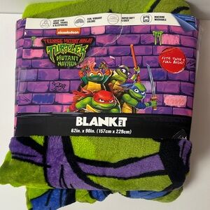Nickelodeon Teenage Mutant Ninja Turtles Colorful Blanket